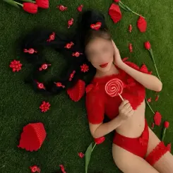 Hello Kitty, 20 éves mélytorkos szexpartner
