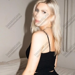 SarahMonroe, 28 éves mélytorkos szexpartner