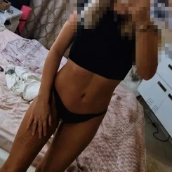 SarahMonroe, 28 éves mélytorkos szexpartner